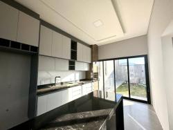 Casa para Venda em Pouso Alegre - 4