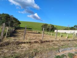#2558 - Terreno para Venda em Pouso Alegre - MG - 1
