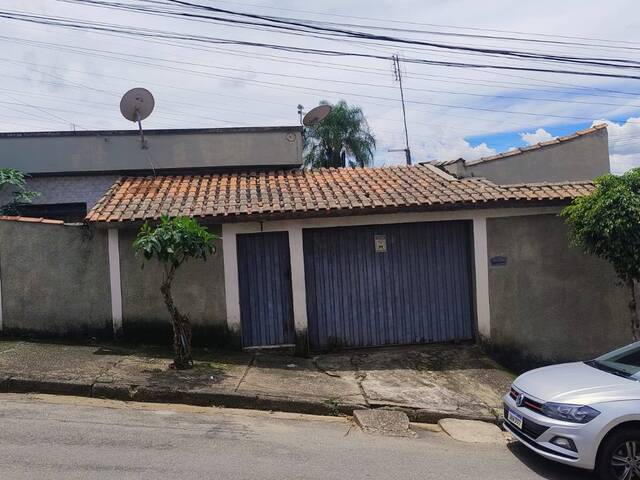 Casa para Venda em Pouso Alegre - 2