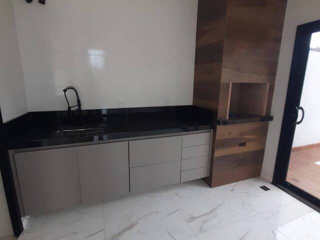 #2528 - Casa para Venda em Pouso Alegre - MG - 2