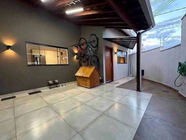 #2901 - Casa para Venda em Pouso Alegre - MG