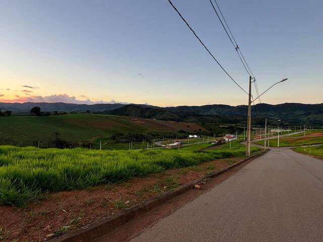 Área para Venda em Congonhal - 4