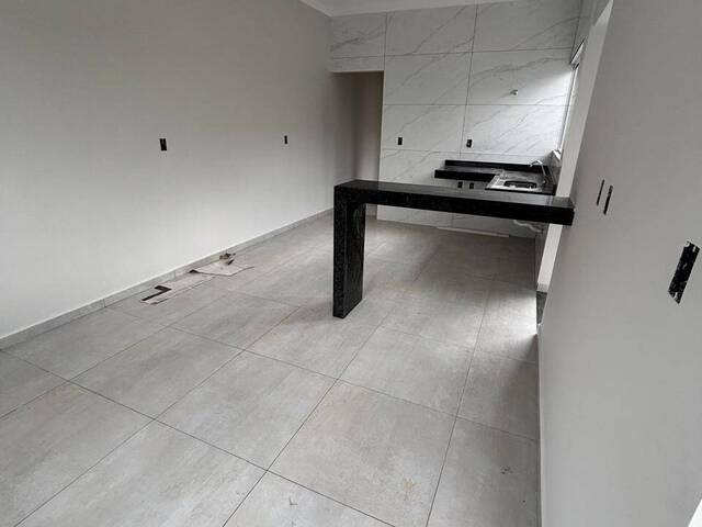 Casa para Venda em Pouso Alegre - 3