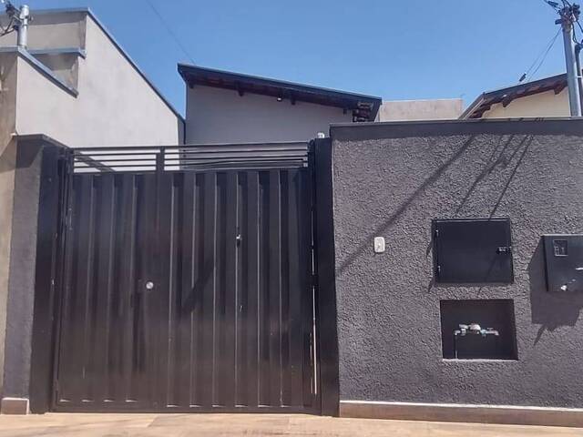 #2703 - Casa para Venda em Pouso Alegre - MG - 1