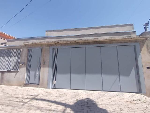 #2704 - Casa para Venda em Pouso Alegre - MG - 1