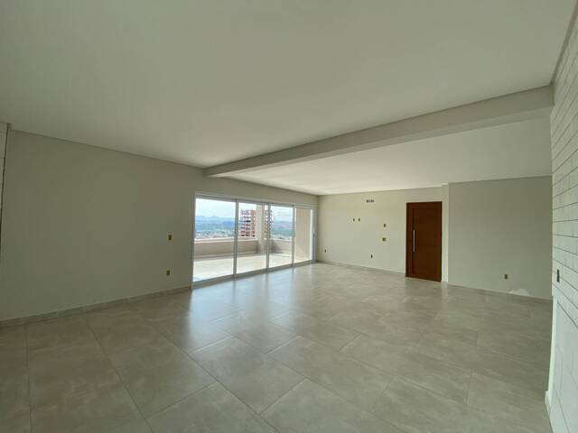 Apartamento para Venda em Pouso Alegre - 4