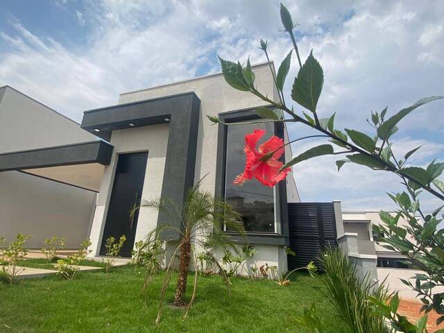 #2740 - Casa para Venda em Pouso Alegre - MG - 1