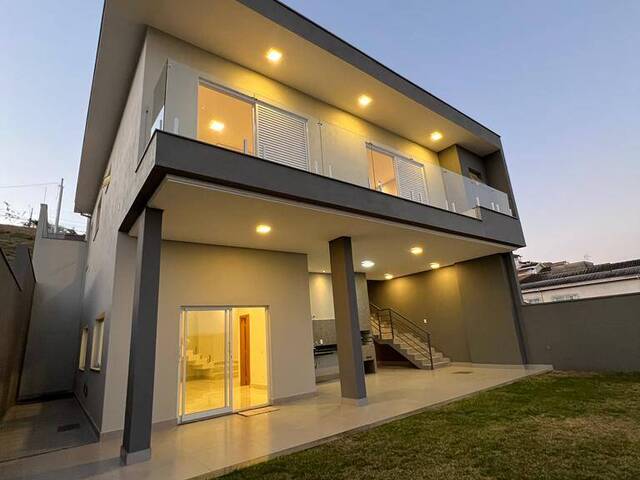 #2741 - Casa para Venda em Pouso Alegre - MG - 1