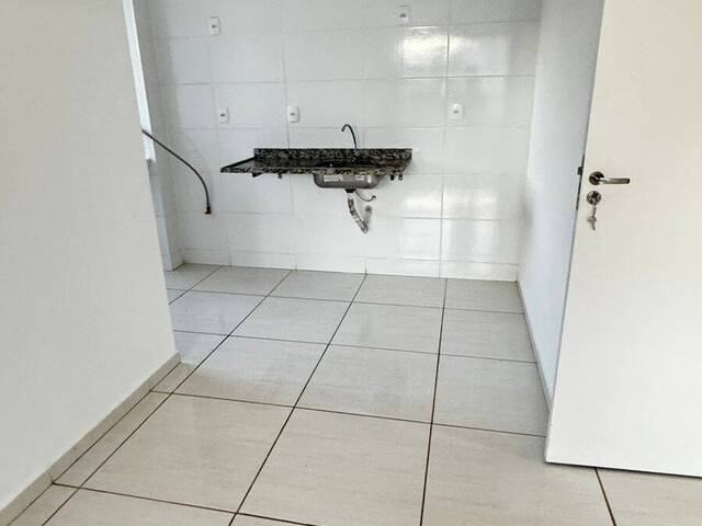 Apartamento para Venda em Pouso Alegre - 4
