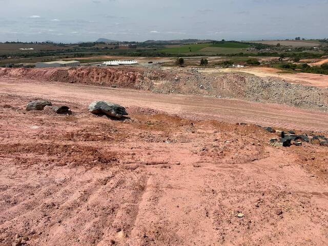 #2936 - Área para Venda em Pouso Alegre - MG - 3