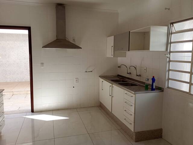 Casa para Venda em Pouso Alegre - 5