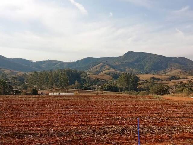 #2813 - Terreno para Venda em Pouso Alegre - MG - 1
