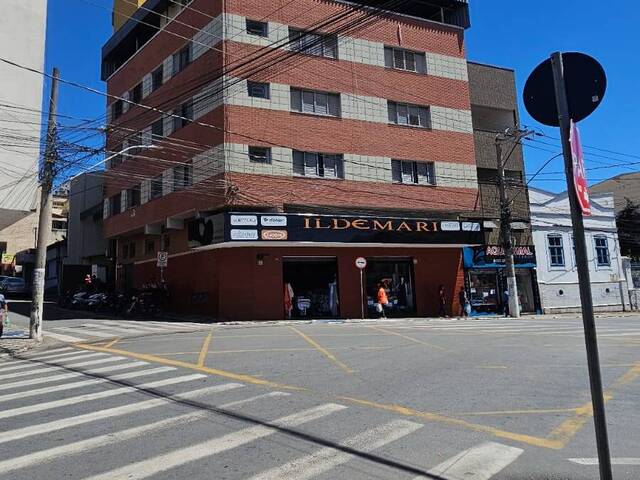 #2817 - Apartamento para Venda em Pouso Alegre - MG - 1