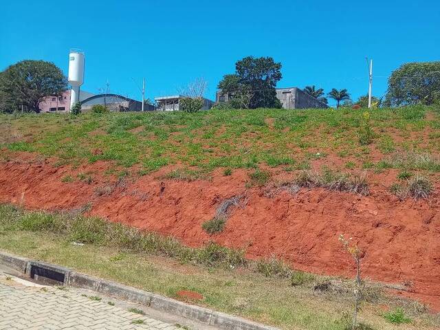 Venda em Conjunto Habitacional Inconfidentes - Pouso Alegre
