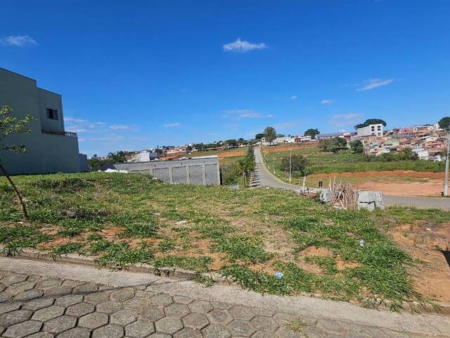 Venda em Jardim Ipê - Pouso Alegre