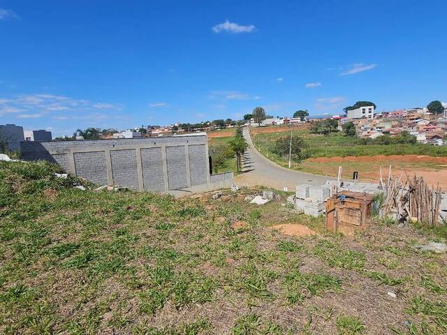 Área para Venda em Pouso Alegre - 5