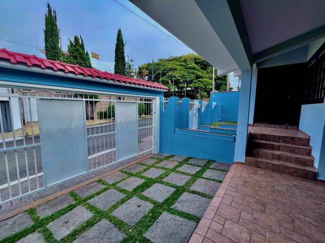 #2825 - Casa para Venda em Pouso Alegre - MG - 2