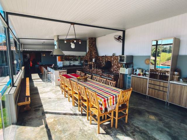 Casa para Venda em Pouso Alegre - 4