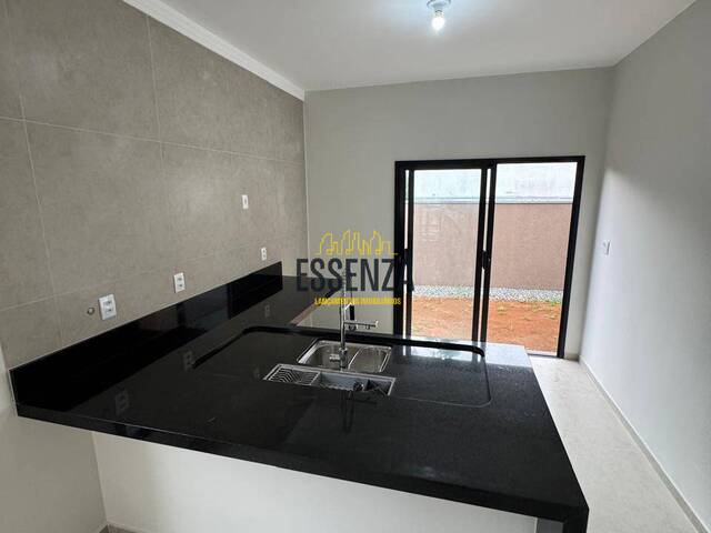 Casa para Venda em Pouso Alegre - 3