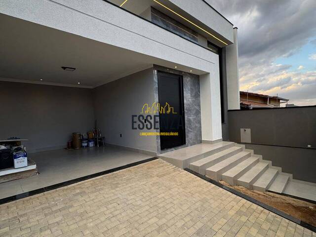 Casa para Venda em Pouso Alegre - 2