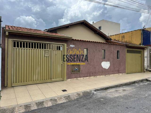 #3008 - Casa para Venda em Pouso Alegre - MG