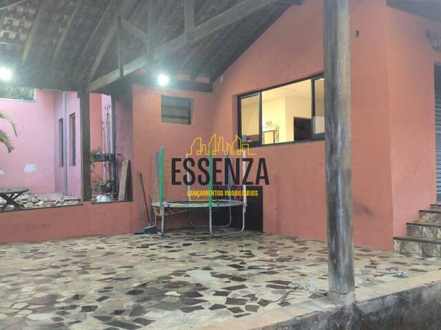 Casa para Venda em Pouso Alegre - 1