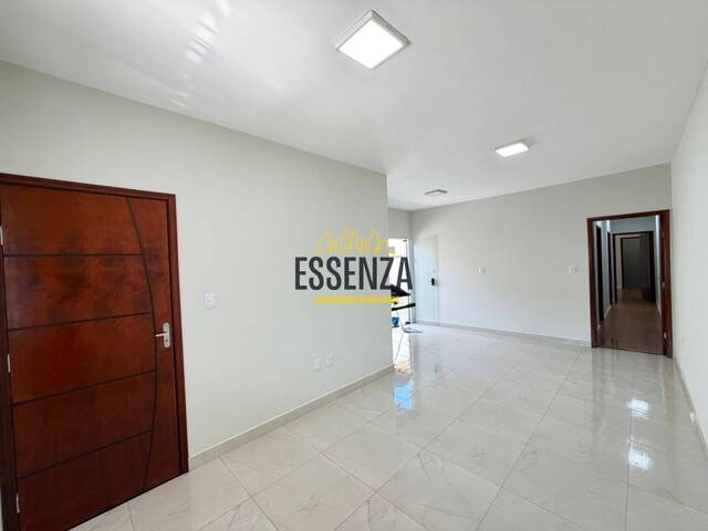#3227 - Casa para Venda em Pouso Alegre - MG - 3