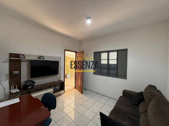 Casa para Venda em Pouso Alegre - 3