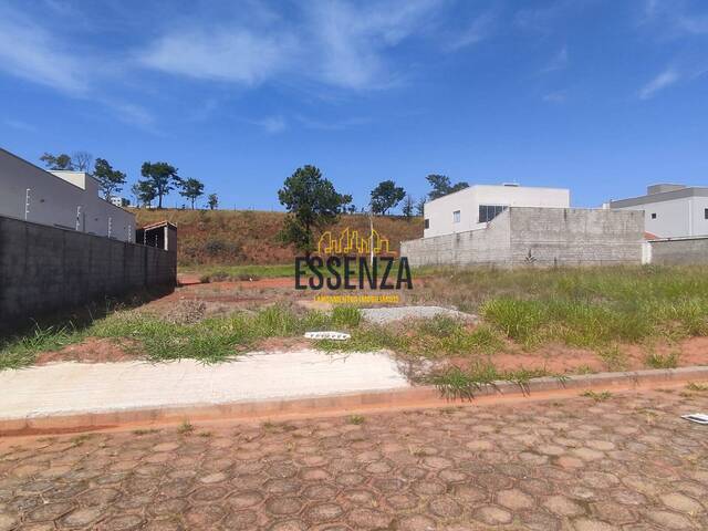 Venda em VILLAGE SION - Pouso Alegre