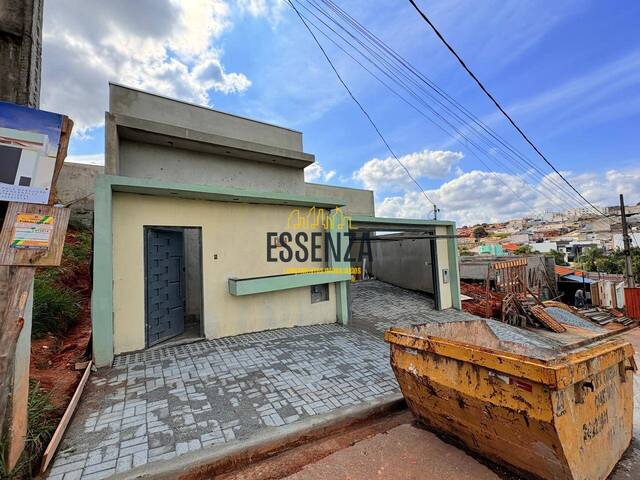 #3251 - Casa para Venda em Pouso Alegre - MG - 2