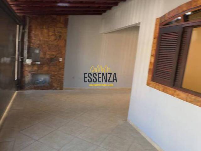 Casa para Venda em Pouso Alegre - 2