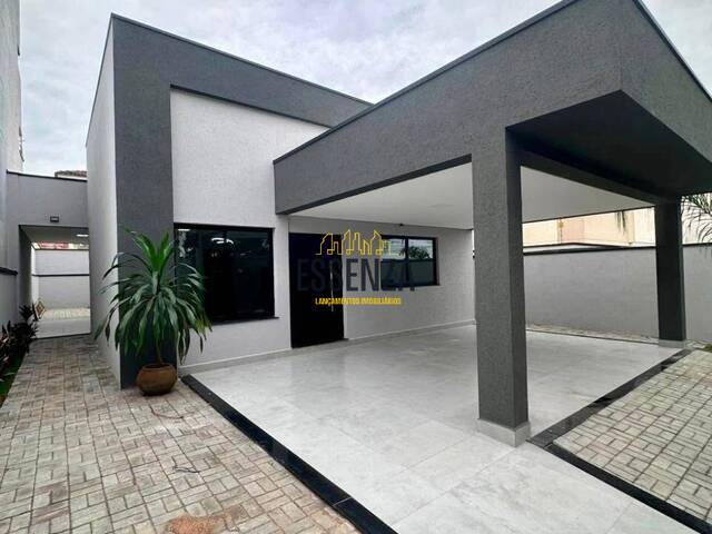 Casa para Venda em Pouso Alegre - 1