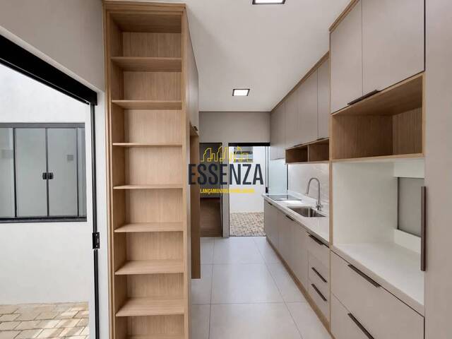 Casa para Venda em Pouso Alegre - 4