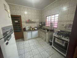 Casa para Venda em Pouso Alegre - 3