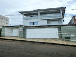 #1079 - Sobrado para Venda em Pouso Alegre - MG - 1
